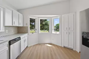 1278 Windcrest Ave, Eagan, MN 55123 - Photo 9