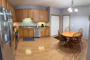 2714 Village Dr, Faribault, MN 55021 - Photo 5