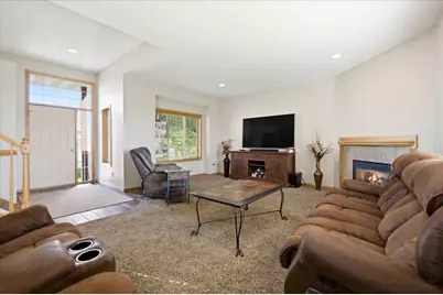 13960 Gadwall Court, Rogers, MN 55374 - Photo 3