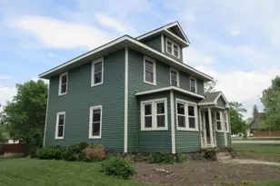 416 E Division St, Elbow Lake, MN 56531 - Photo 3