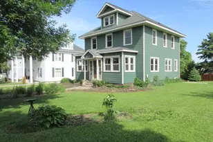 416 E Division St, Elbow Lake, MN 56531 - Photo 5