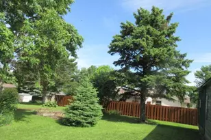 416 E Division St, Elbow Lake, MN 56531 - Photo 11