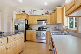1705 Richland Ave SW, Willmar, MN 56201 - Photo 9