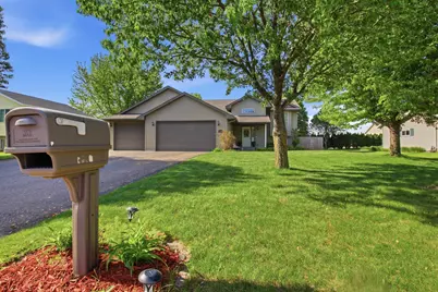1705 Richland Avenue SW, Willmar, MN 56201 - Photo 5