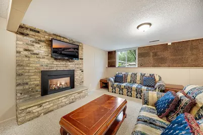 3431 Emerald Drive, White Bear Lake, MN 55110 - Photo 11