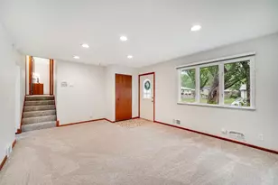 3431 Emerald Dr, White Bear Lake, MN 55110 - Photo 33