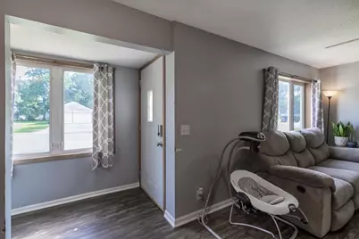 462 E Washington Street, Le Center, MN 56057 - Photo 13