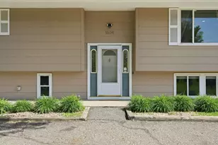 1604 W 131st St, Burnsville, MN 55337 - Photo 3