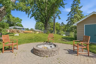 1604 W 131st Street, Burnsville, MN 55337 - Photo 11
