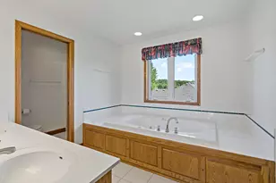 12641 Dutch Ct, Apple Valley, MN 55124 - Photo 17