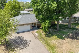 3217 Welcome Ave N, Crystal, MN 55422 - Photo 3