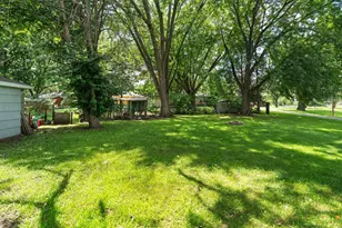 5025 Zenith Ave N, Brooklyn Center, MN 55429 - Photo 41