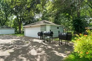 5025 Zenith Ave N, Brooklyn Center, MN 55429 - Photo 39