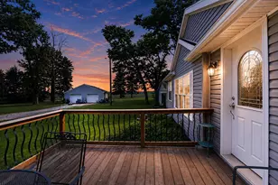 55571 160th St, Austin, MN 55912 - Photo 5