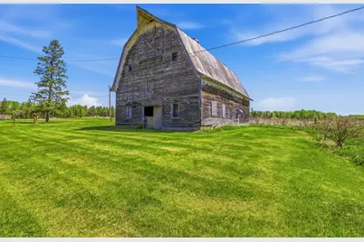 8874 Hwy 25, Angora, MN 55703 - Photo 3