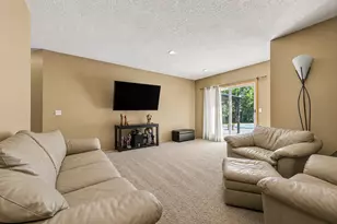 8150 9th St Pl N, Oakdale, MN 55128 - Photo 27
