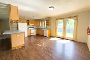 1812 4th St S, Moorhead, MN 56560 - Photo 7