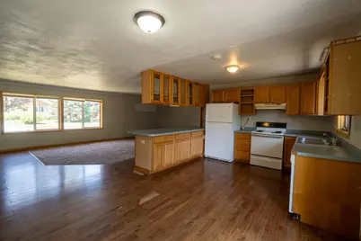 1812 4th Street S, Moorhead, MN 56560 - Photo 9