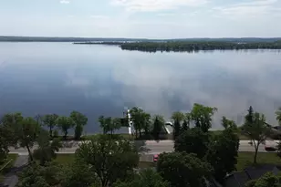 1110 W Lake Dr, Detroit Lakes, MN 56501 - Photo 9
