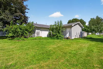 807 Washington Avenue, Wabasha, MN 55981 - Photo 9