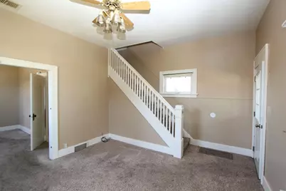 302 Riverside Avenue, Thief River Falls, MN 56701 - Photo 5