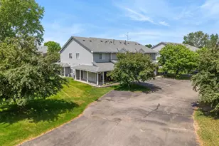 684 Oak Ln, Lino Lakes, MN 55014 - Photo 23