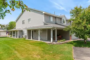 684 Oak Ln, Lino Lakes, MN 55014 - Photo 3