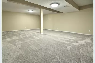 10413 Spyglass Drive, Eden Prairie, MN 55347 - Photo 35