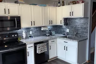 15929 Flotilla Trail, Apple Valley, MN 55124 - Photo 5