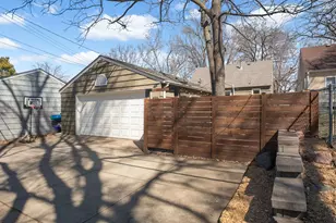 2712 Hampshire Ave S, Saint Louis Park, MN 55426 - Photo 25