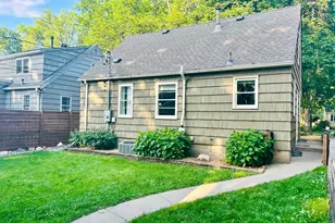 2712 Hampshire Ave S, Saint Louis Park, MN 55426 - Photo 27