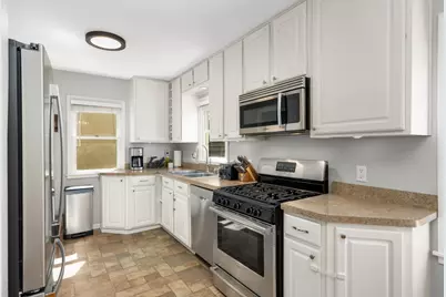 2712 Hampshire Avenue S, Saint Louis Park, MN 55426 - Photo 9