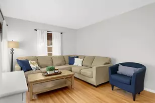 2712 Hampshire Ave S, Saint Louis Park, MN 55426 - Photo 3