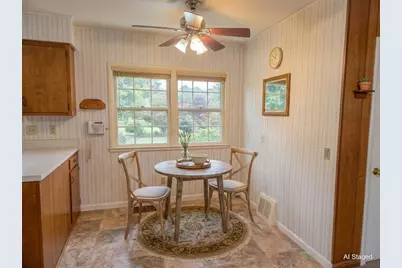 2901 Kyle Avenue N, Golden Valley, MN 55422 - Photo 7