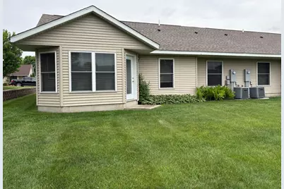 307 Aspenwood Drive, Redwood Falls, MN 56283 - Photo 3