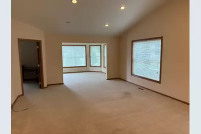 307 Aspenwood Drive, Redwood Falls, MN 56283 - Photo 9