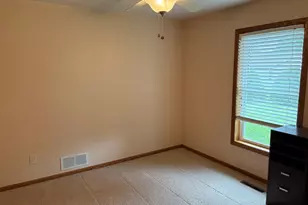 307 Aspenwood Dr, Redwood Falls, MN 56283 - Photo 15