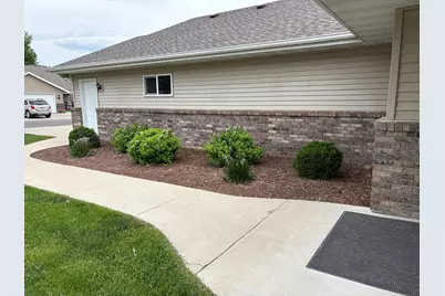 307 Aspenwood Drive, Redwood Falls, MN 56283 - Photo 5