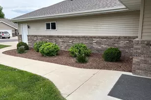 307 Aspenwood Dr, Redwood Falls, MN 56283 - Photo 5