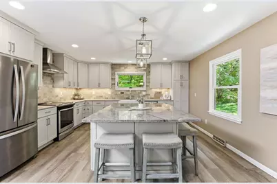 4001 Huntingdon Drive, Minnetonka, MN 55305 - Photo 9