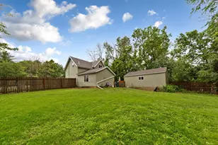 319 Adams Ave NW, Owatonna, MN 55060 - Photo 9
