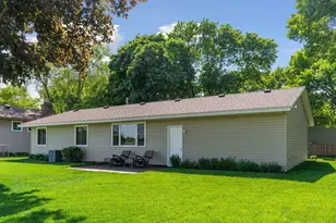 10502 Lancaster Ln N, Maple Grove, MN 55369 - Photo 19