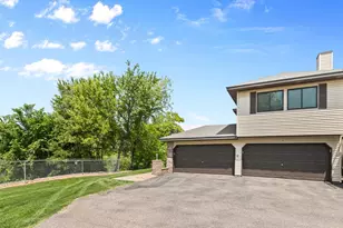 5445 Orleans Ln N, Plymouth, MN 55442 - Photo 15
