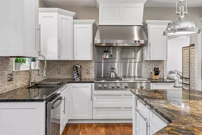 10681 Alameda Avenue, Inver Grove Heights, MN 55077 - Photo 13