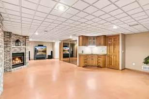 18430 Jasper Ct, Lakeville, MN 55044 - Photo 49