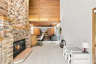 18430 Jasper Ct, Lakeville, MN 55044 - Photo 17