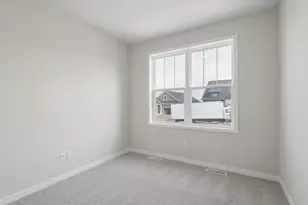10926 37th St N, Lake Elmo, MN 55042 - Photo 19