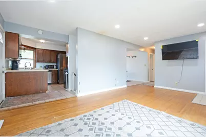 2083 Orange Avenue E, Saint Paul, MN 55119 - Photo 5