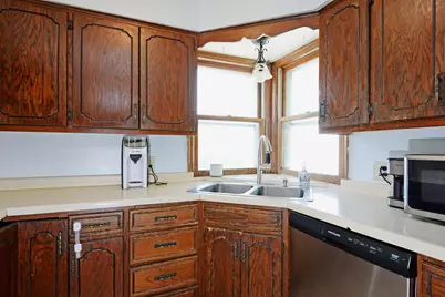 2083 Orange Avenue E, Saint Paul, MN 55119 - Photo 13