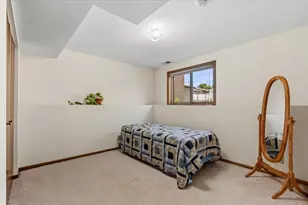 907 California Ave W, Saint Paul, MN 55117 - Photo 21